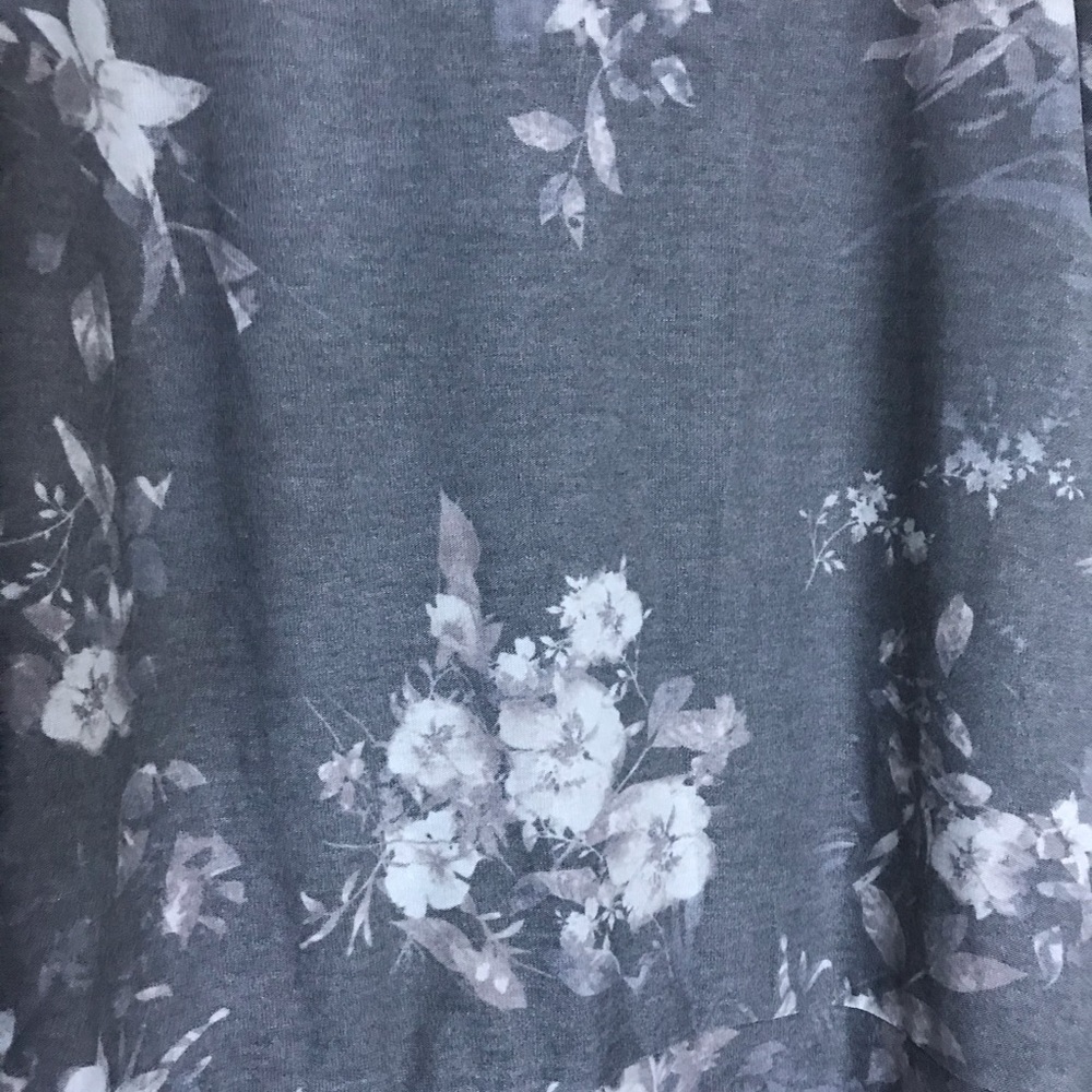 NWOT CHASER grey floral soft stretch shirt top XXL - Picture 7 of 13